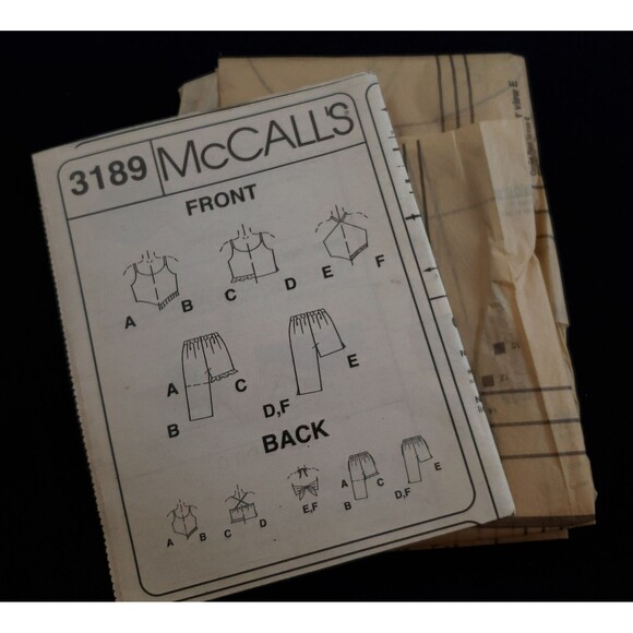 Girls Tops, Pull on Capri, Pants Shorts Used Sewing Pattern McCall's #3189 - Picture 5 of 5